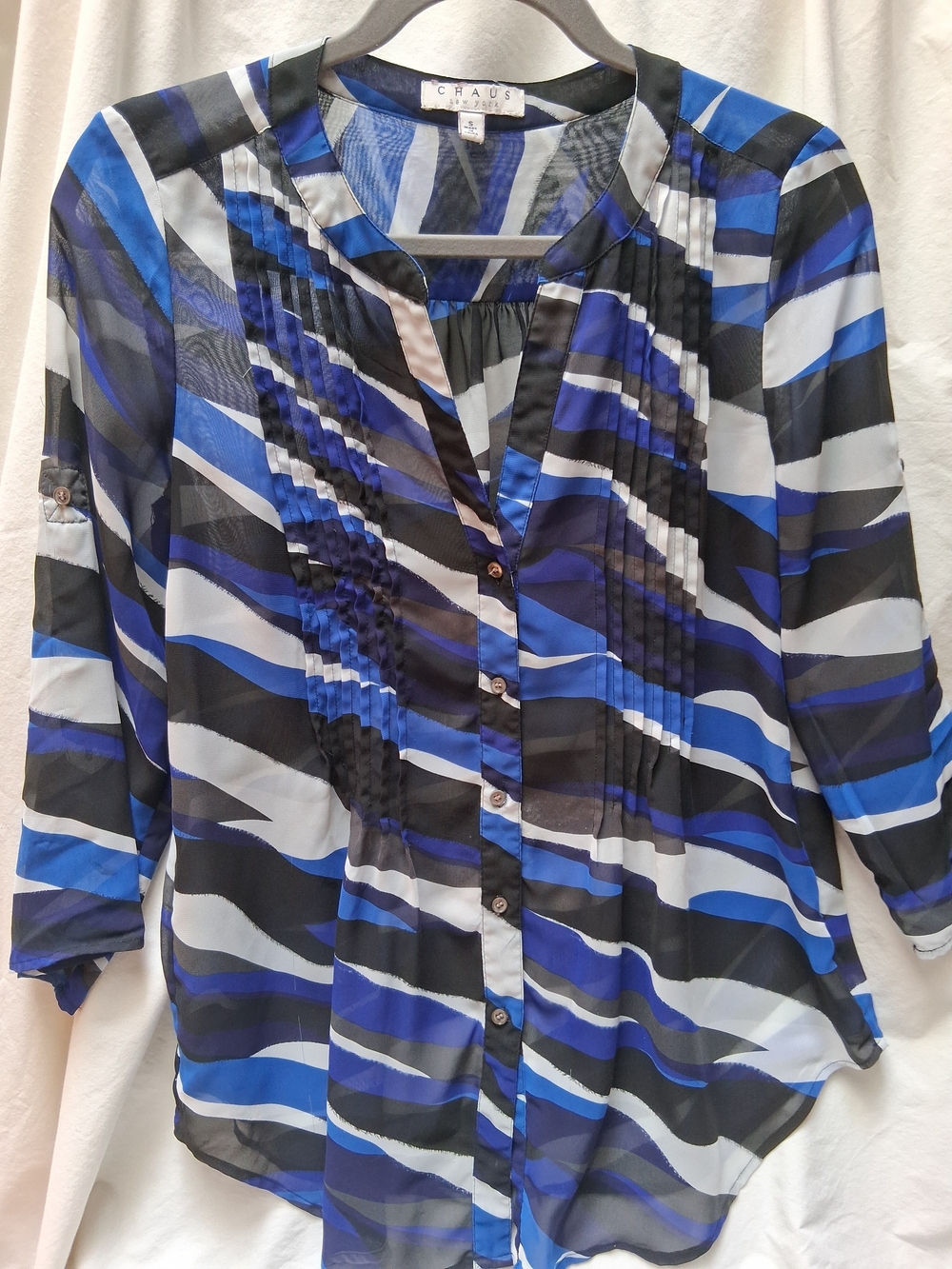 Chaus Blue Black White Wave Pintuck Button-Down Blouse